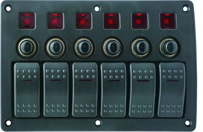 Hovedbilde 1852 Bryterpanel 6 brytere og automatsikringer