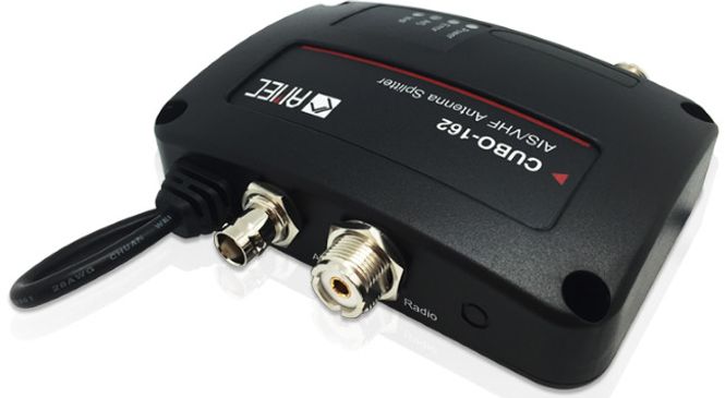 Hovedbilde AMEC Cubo 162 AIS/VHF-splitter